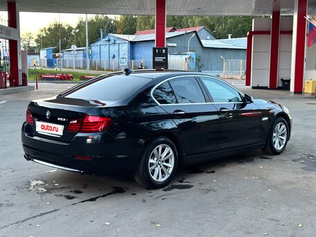 2011 BMW 5 серии 523i VI (F10/F11/F07), чёрный, вид 4