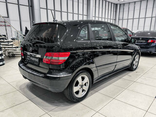 2010 Mercedes-Benz B-Класс 200 I (W245) Рестайлинг, чёрный, 550000 рублей, вид 5