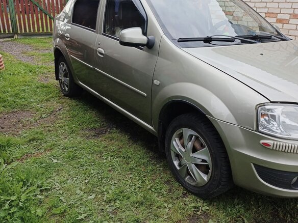 2010 Renault Logan I Рестайлинг, бежевый, 369000 рублей - вид 5
