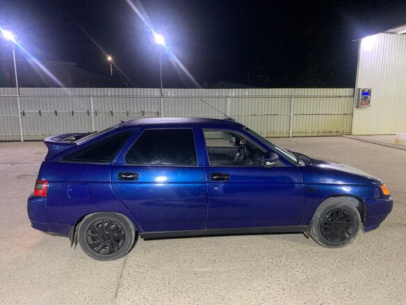 2005 Lada (ВАЗ) 2112, синий, 199999 рублей - вид 2