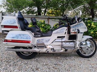 1998 Honda GL 1500 Gold Wing, белый, 605000 рублей, вид 4