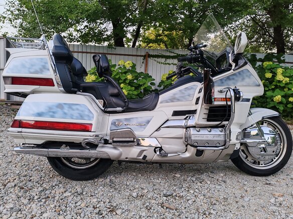 1998 Honda GL 1500 Gold Wing, белый, 605000 рублей - вид 3