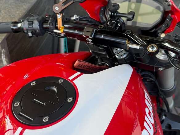 2017 Ducati Monster 821, красный, 722722 рублей - вид 4