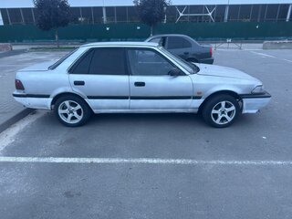 1989 Toyota Carina V (T170), серый, 120000 рублей, вид 4