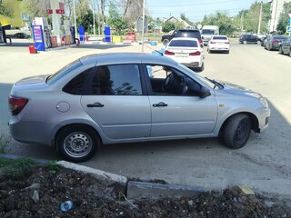 2017 Lada (ВАЗ) Granta I, серебристый, 350000 рублей, вид 2