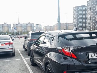 2020 Toyota C-HR I Рестайлинг, чёрный, 2100000 рублей, вид 5
