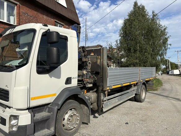 2011 Volvo FL, белый, 3750000 рублей - вид 1