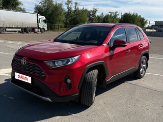 2021 Toyota RAV4 V (XA50), красный, 3550000 рублей, вид 1