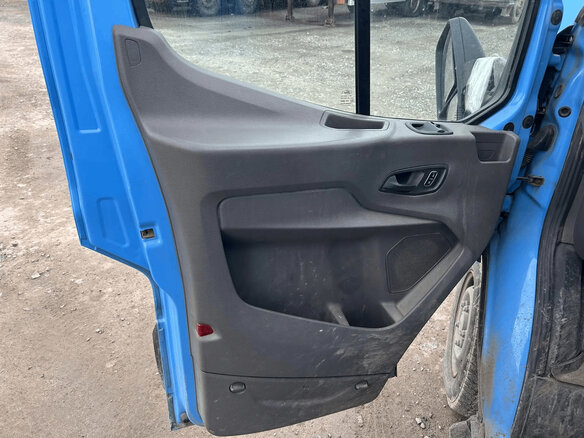 2021 Ford Transit, синий, 2940000 рублей - вид 8
