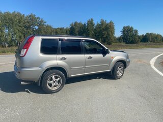2002 Nissan X-Trail I, серебристый, 700000 рублей, вид 3