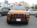 2025 Mitsubishi L200 VI, оранжевый - вид 2