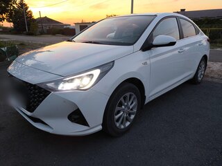 2021 Hyundai Solaris II Рестайлинг, белый, 1536000 рублей, вид 3
