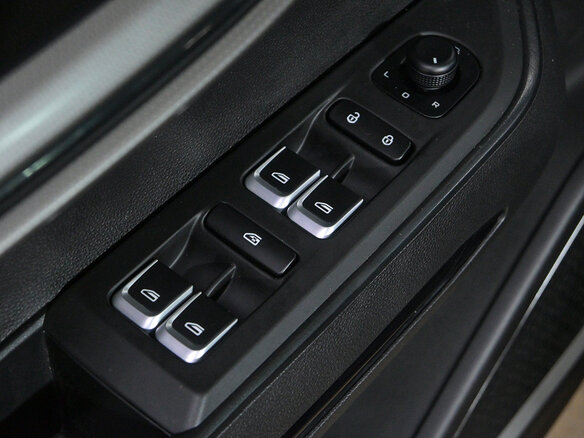 2023 Geely Okavango I, серый - вид 13