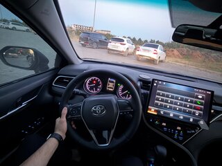 2021 Toyota Camry VIII (XV70), чёрный, 1850000 рублей, вид 5