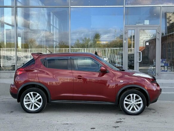 2011 Nissan Juke I, красный, 970000 рублей - вид 3