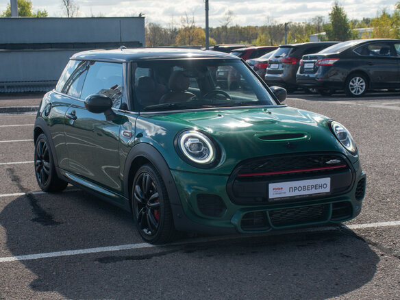 2020 Mini Hatch JCW III (F55/F56) Рестайлинг, зелёный, 2277000 рублей - вид 2