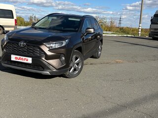 2019 Toyota RAV4 V (XA50), коричневый, 3250000 рублей, вид 2