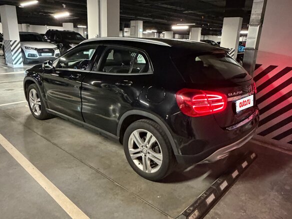 2016 Mercedes-Benz GLA 250 I (X156), чёрный, 2400000 рублей - вид 9