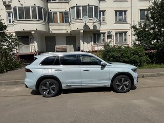 2022 Geely Xingyue L Hi-P I, серый, 2800000 рублей, вид 4