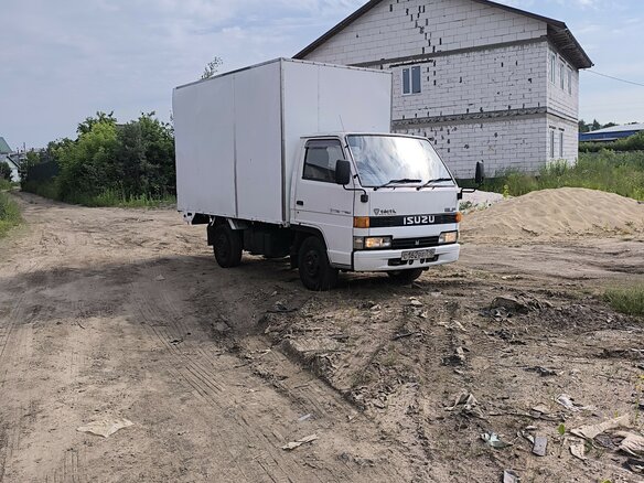 1991 Isuzu Elf (N-series), белый, 465000 рублей - вид 5
