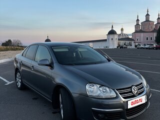 2010 Volkswagen Jetta V, серый, 650000 рублей, вид 4