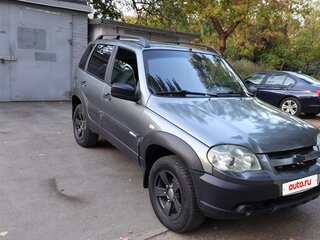 2016 Chevrolet Niva I Рестайлинг, серый, 570000 рублей, вид 1
