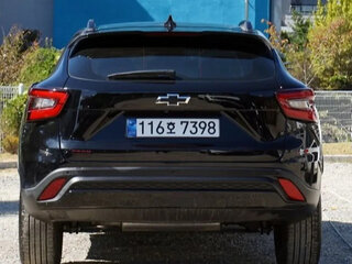 2026 Chevrolet Trax II, чёрный, 2050000 рублей, вид 3