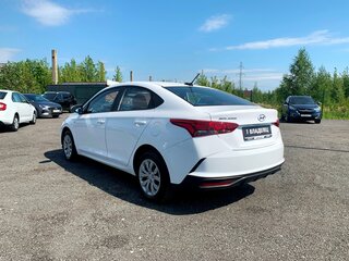 2022 Hyundai Solaris II Рестайлинг, белый, 1613500 рублей, вид 3