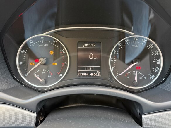 2011 Skoda Octavia II (A5) Рестайлинг, белый, 630000 рублей - вид 18
