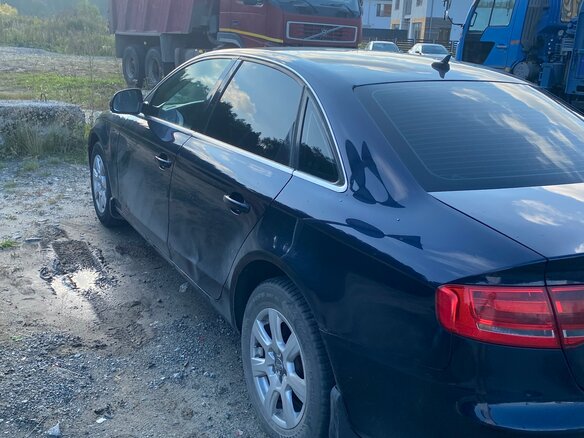 2008 Audi A4 IV (B8), синий, 800000 рублей - вид 12