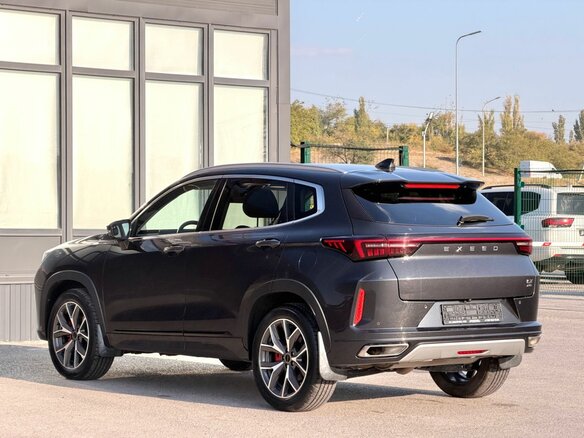 2022 Exeed LX I Рестайлинг, серый, 2200000 рублей - вид 9