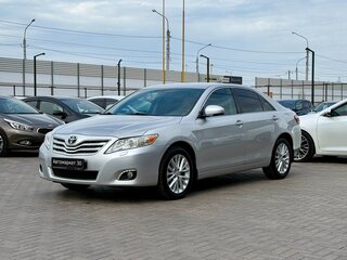 2010 Toyota Camry VI (XV40) Рестайлинг, серебристый, 1429990 рублей, вид 3