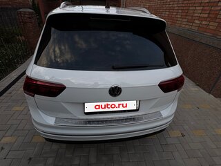 2019 Volkswagen Tiguan II, белый, 2800000 рублей, вид 3