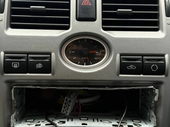 2009 Lada (ВАЗ) Priora I, серебристый, 270000 рублей - вид 18