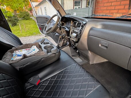 2011 Kia Bongo, белый, 800000 рублей, вид 3