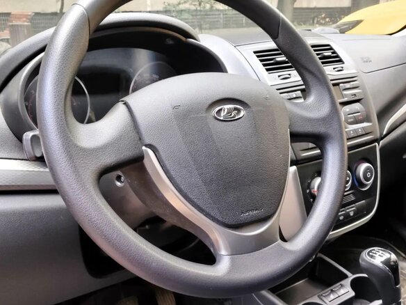 2019 Lada (ВАЗ) Granta I Рестайлинг, красный - вид 4