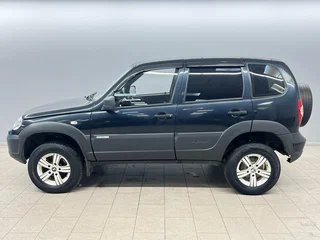 2014 Chevrolet Niva I Рестайлинг, чёрный, 580000 рублей, вид 2
