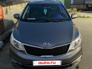 2015 Kia Rio III Рестайлинг, серый, 1130000 рублей, вид 1