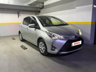 2019 Toyota Vitz III (XP130) Рестайлинг 2, серебристый, 1280000 рублей, вид 3