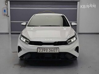 2023 Kia K3 II (China Market) Рестайлинг, белый, 1590000 рублей, вид 2