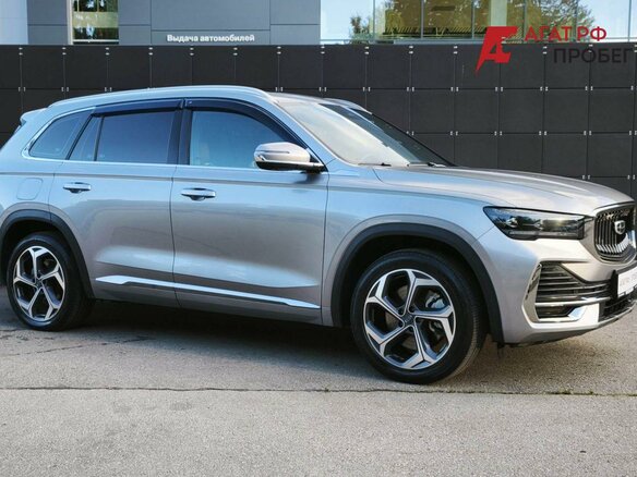 2022 Geely Monjaro I, серебристый, 3099000 рублей - вид 2