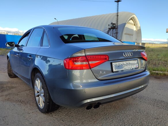 2013 Audi A4 IV (B8) Рестайлинг, серый, 1190000 рублей - вид 4