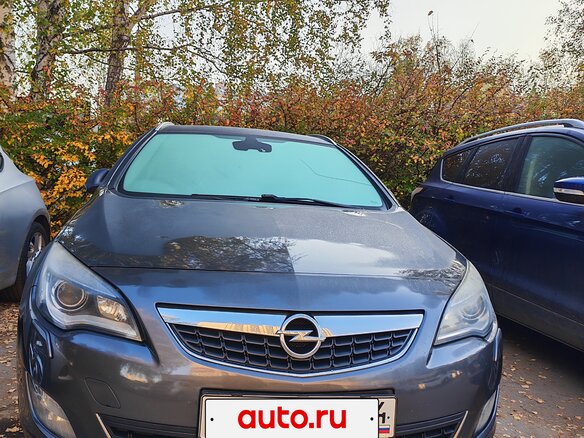 2012 Opel Astra J Рестайлинг, серый, 790000 рублей - вид 1