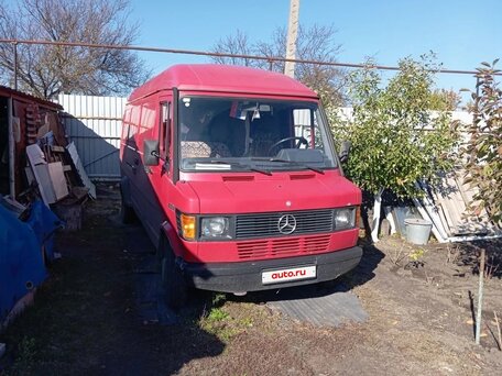 1995 Mercedes-Benz 410D, красный, 550000 рублей, вид 1