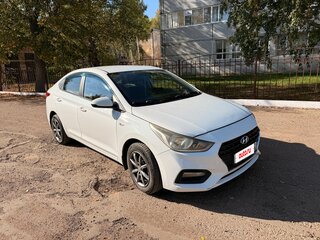2017 Hyundai Solaris II, белый, 1150000 рублей, вид 3