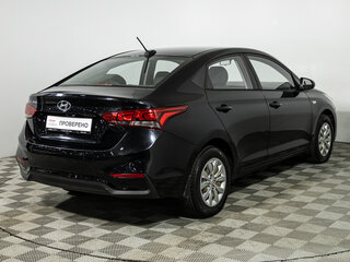 2018 Hyundai Solaris II, чёрный, 999700 рублей, вид 5
