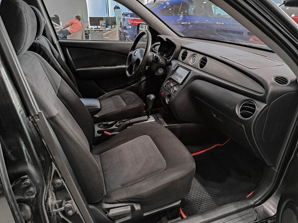 2003 Mitsubishi Outlander I, чёрный - вид 10