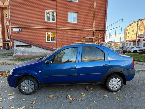 2008 Renault Logan I, синий - вид 1