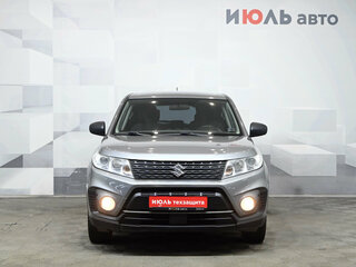 2021 Suzuki Vitara II Рестайлинг, серебристый, 1350000 рублей, вид 2