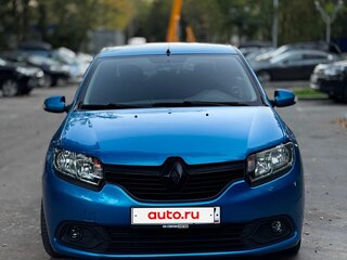 2014 Renault Logan II, синий, 700000 рублей, вид 1